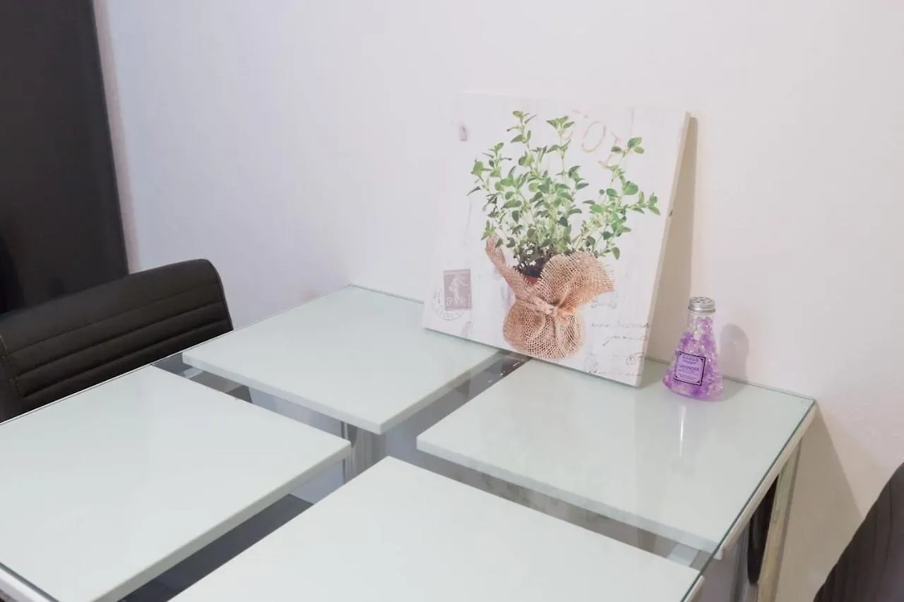 Grace Mukojima 201 Apartment Tokyo